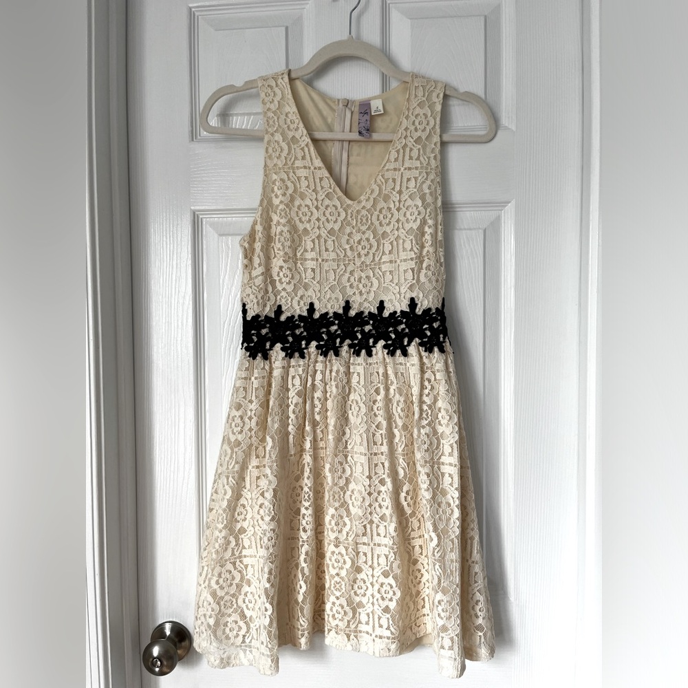 Alya cream and black fit and flare dress